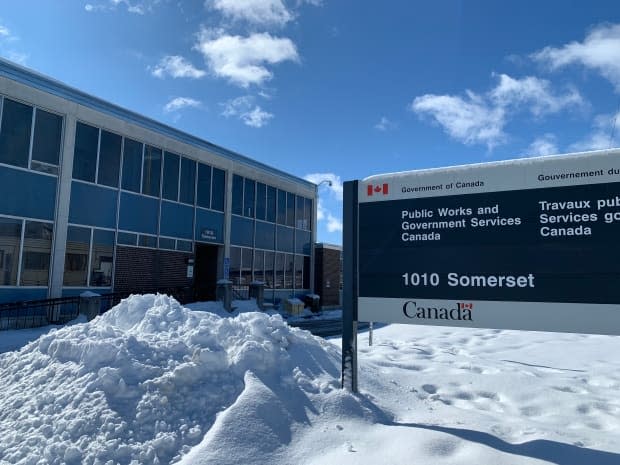 The finance and economic development committee voted in favour Tuesday of purchasing a prime tract of land at 1010 Somerset St. from the federal government for a heavily dsicounted price. The land will allow the city to build a one-hectare park in the Corso Italia district and expand the Plant Recreation Centre. (Kate Porter/CBC - image credit)