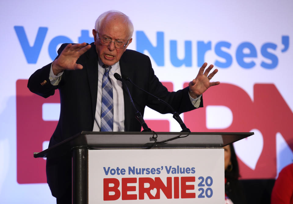 Sen. Bernie Sanders (I-Vt.) accepts the endorsement of National Nurses United on Nov. 15. The labor union is likely the most powerful pro-Medicare for All group in the country. (Photo: Justin Sullivan via Getty Images)