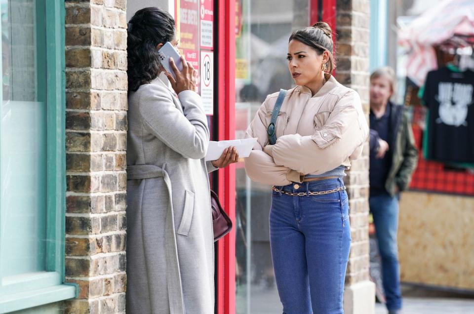 suki kaur panesar and priya nandra hart in eastenders