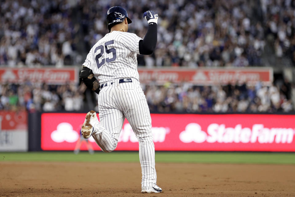 New York Yankees' Gleyber Torres runs the bases after hitting a home run during the fourth inning of the team's baseball game against the Chicago Cubs on Saturday, June 11, 2022, in New York. (AP Photo/Adam Hunger)