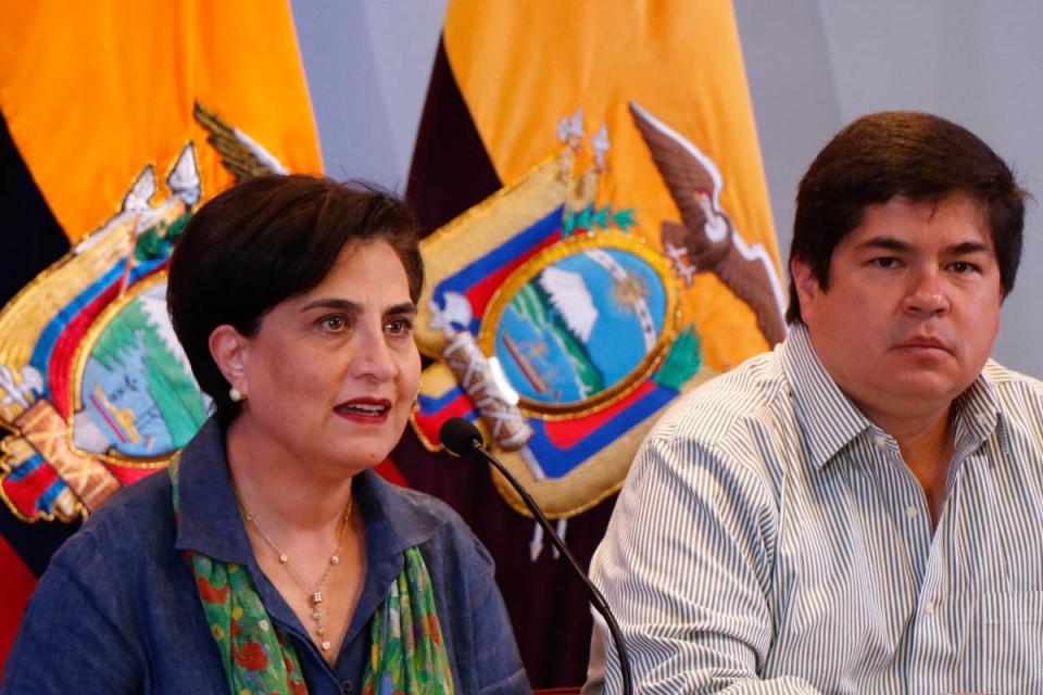 La canciller de Ecuador, Gabriela Sommerfeld, en conferencia de prensa. Foto: AFP