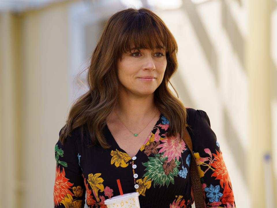 Linda Cardellini as Judy Hale in "Dead to Me"