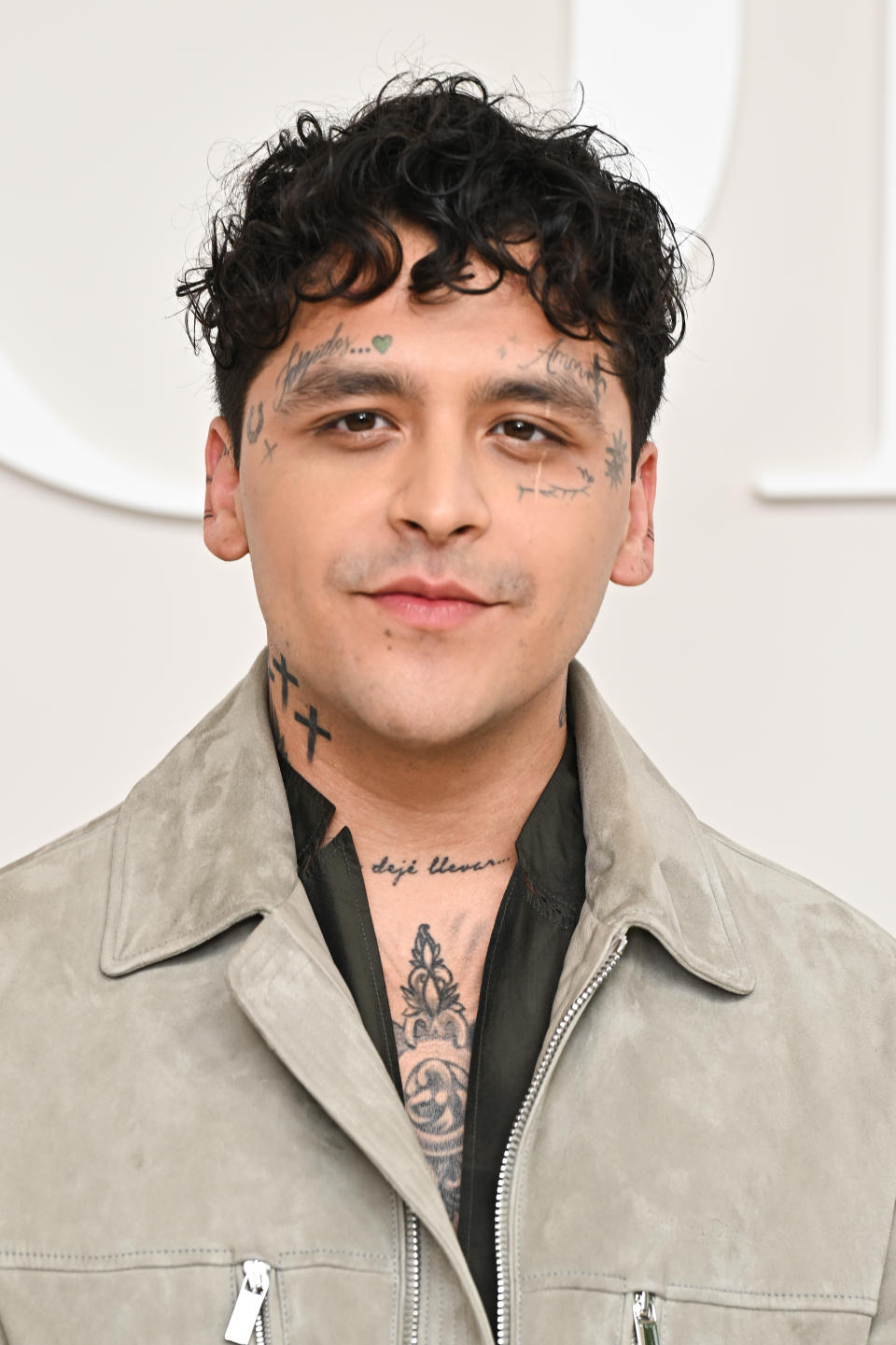 Christian Nodal en el Dior Homme Menswear Spring/Summer 2025 show. (Photo by Stephane Cardinale - Corbis/Corbis via Getty Images)