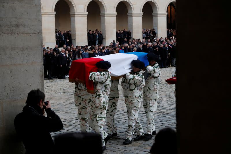 National ceremony in Paris to pay respect to the thirteen French soldiers killed in Mali