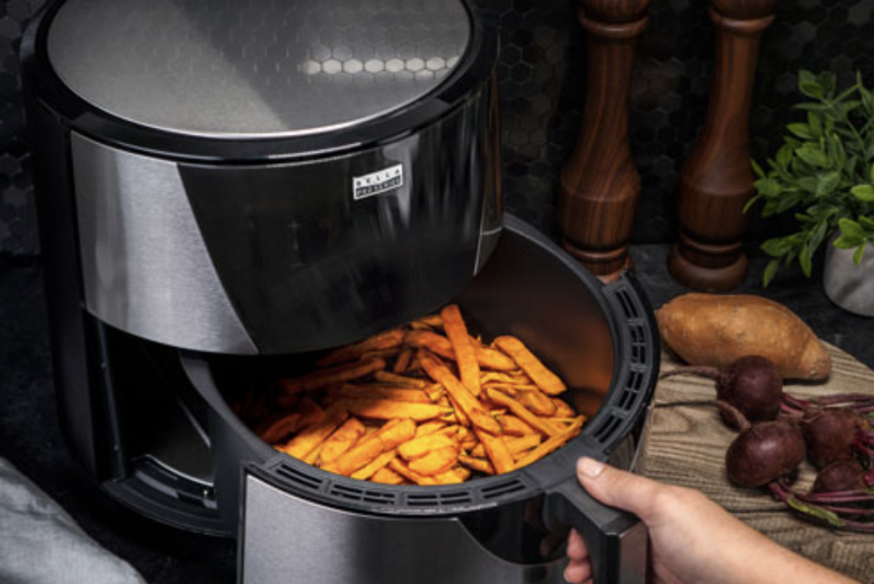 Bella Pro Touchscreen Air Fryer - 7.6L - Stainless Steel - Only at Best Buy
