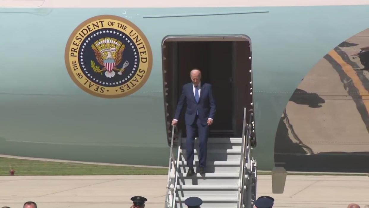 <div>President Biden arrives at Milwaukee Mitchell International Airport</div>