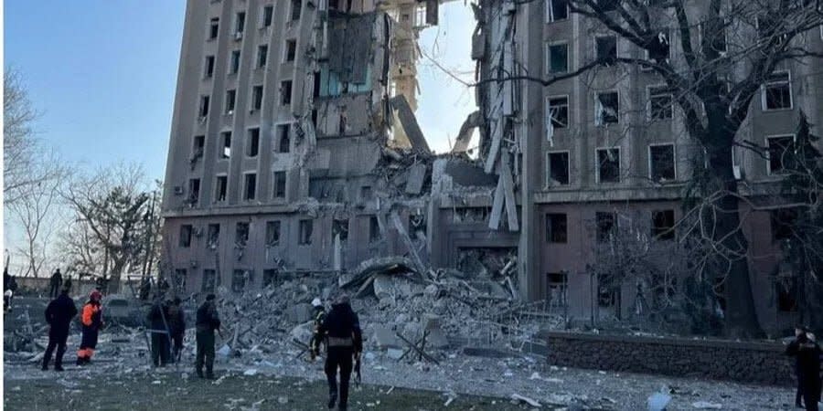 The building of the Mykolaiv State Administration after shelling by Russia on March 29, 2022