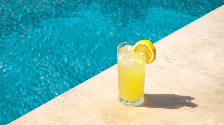 Poolside glass of lemonade