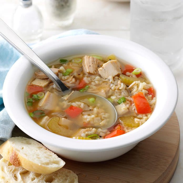 Brown rice turkey soup