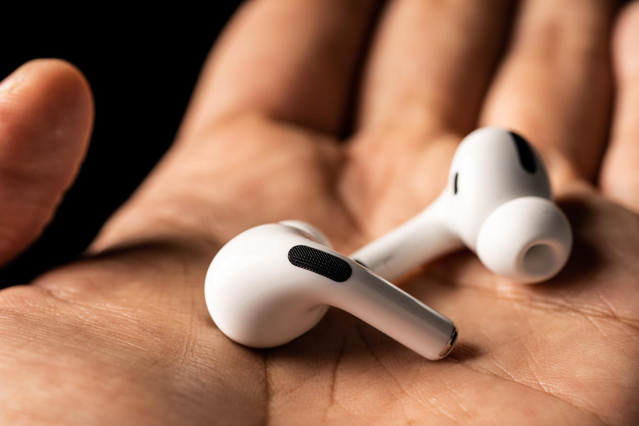 Las 5 ediciones de Apple Airpods están en promoción por Amazon Prime Day. (Foto: Getty Images)