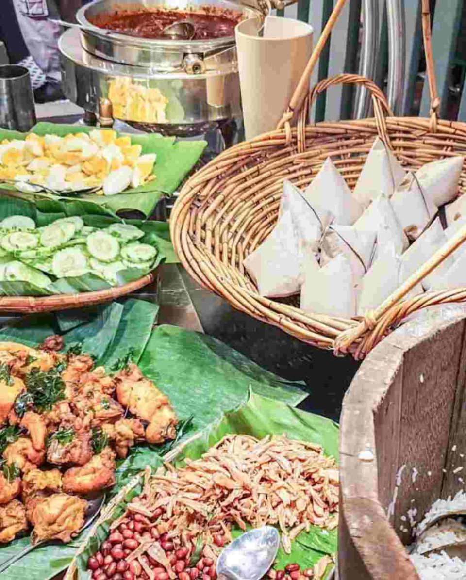 Nasi lemak bungkus with fried chicken is just one of 350 dishes served at this year’s buka puasa buffet. ― Picture via Instagram/Hilton Petaling Jaya