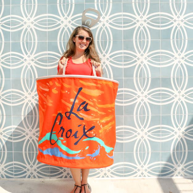 La Croix Costume