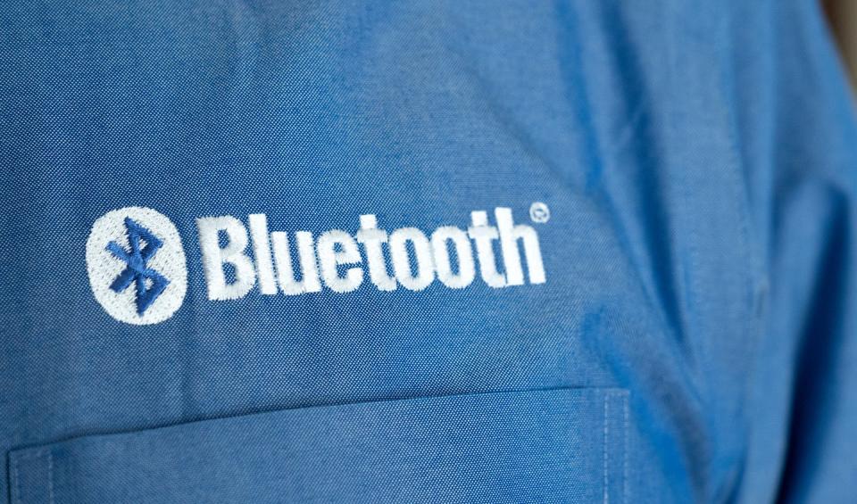 <span class="caption">Bluetooth allows phones that are near each other to communicate. Phones that have been near each other for long enough can approximate potential viral transmission.</span> <span class="attribution"><a class="link " href="https://www.gettyimages.com/detail/news-photo/january-2020-us-las-vegas-the-lettering-bluetooth-and-the-news-photo/1192777149?adppopup=true" rel="nofollow noopener" target="_blank" data-ylk="slk:Christoph Dernbach/picture alliance via Getty Images;elm:context_link;itc:0;sec:content-canvas">Christoph Dernbach/picture alliance via Getty Images</a></span>