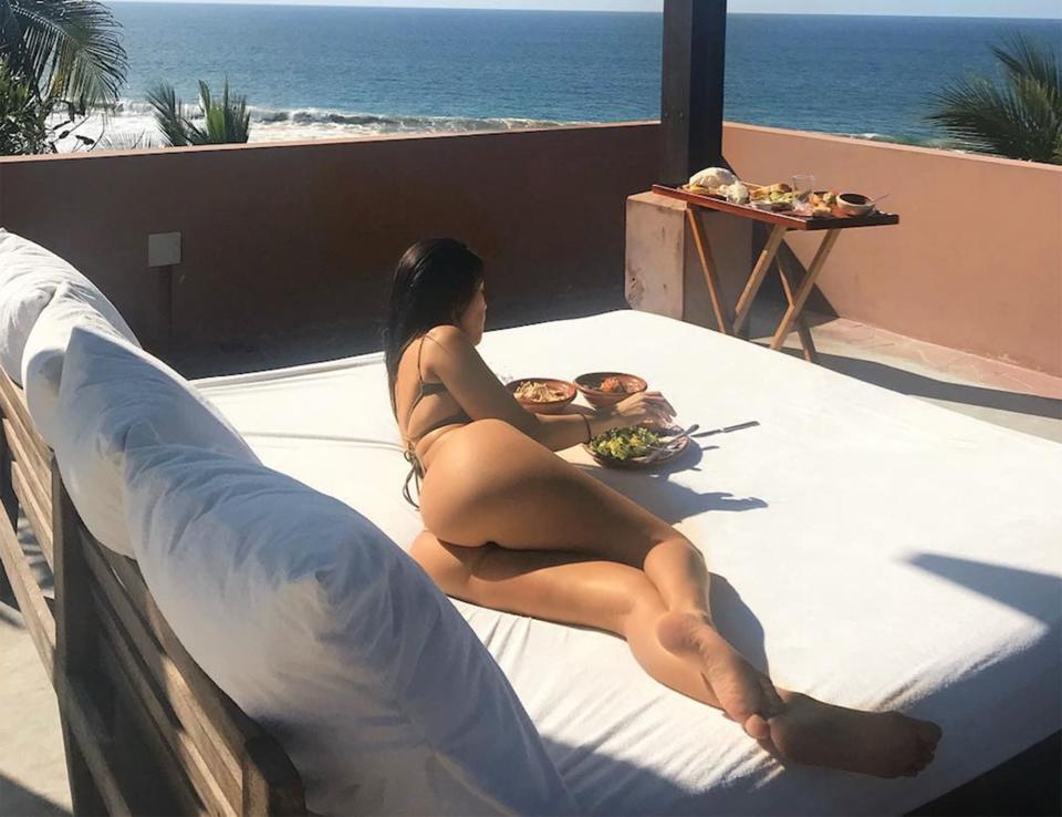 Kourtney Kardashian Posted This Photo to Showcase Her Love of Guacamole 