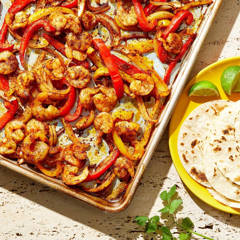 Sheet-Pan Shrimp Fajitas