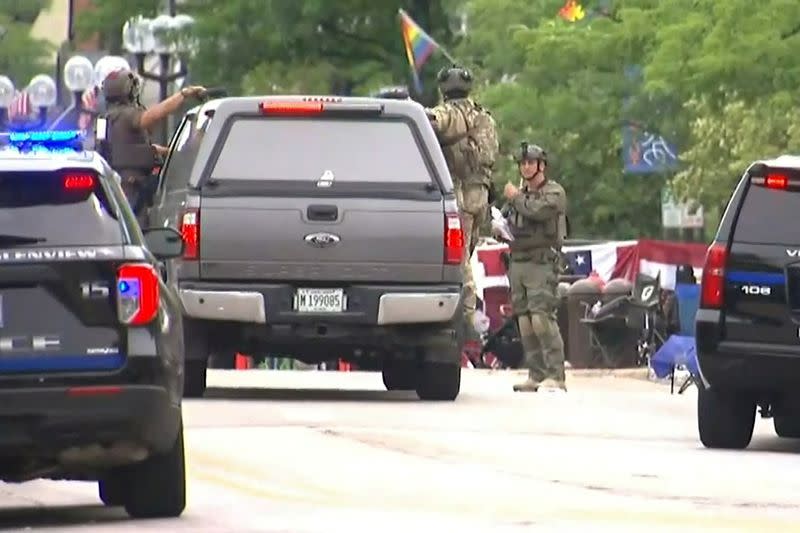 Gunfire at a Fourth of July parade in Highland Park