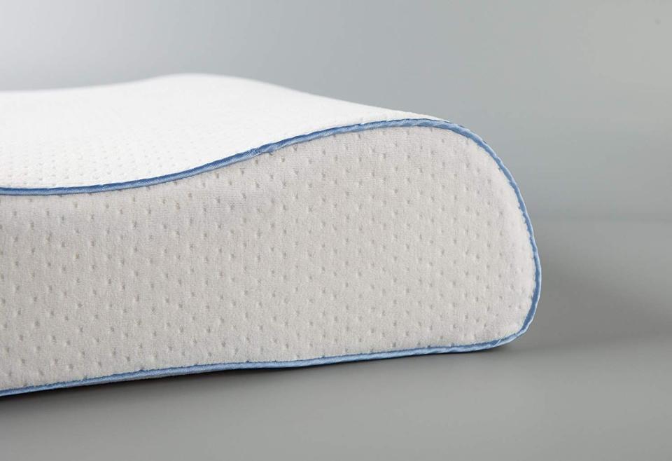 8) Side Sleeper Contour Pillow