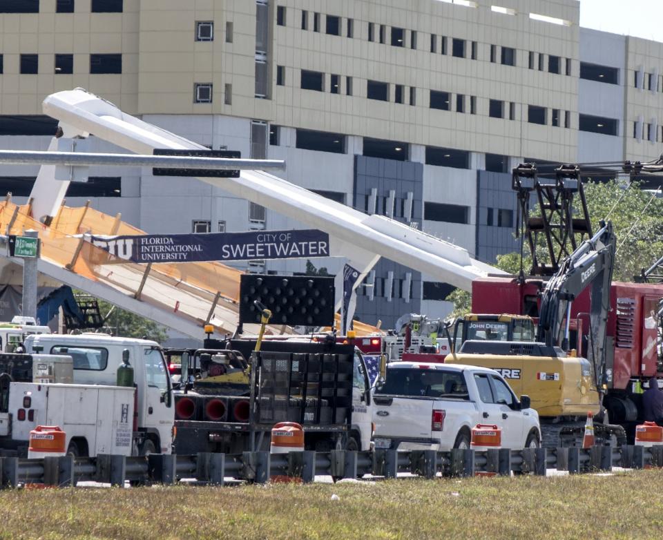 Dramáticas imágenes del colapso de un puente peatonal en Miami