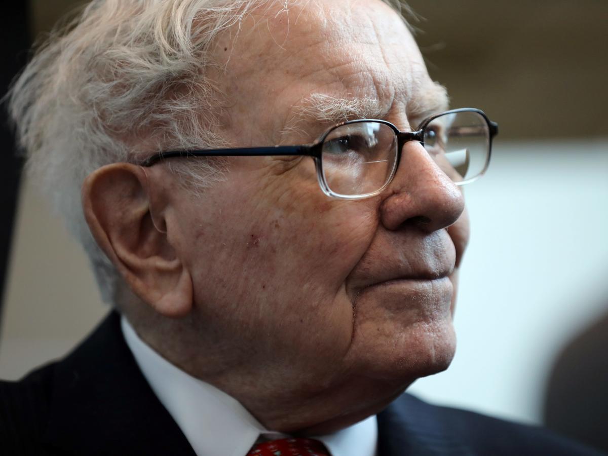 Why Warren Buffett’s record $189 billion cash pile isn’t the market-crash signal some say it is