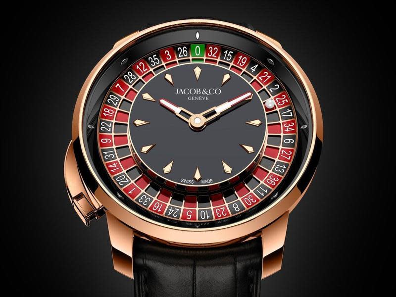 JACOB & CO日前發表一款最新的Casino Tourbillon「輪盤陀飛輪」動偶腕錶，外觀低調典雅，甚至還把陀飛輪結構給隱藏到背面。定價約28萬美元。
