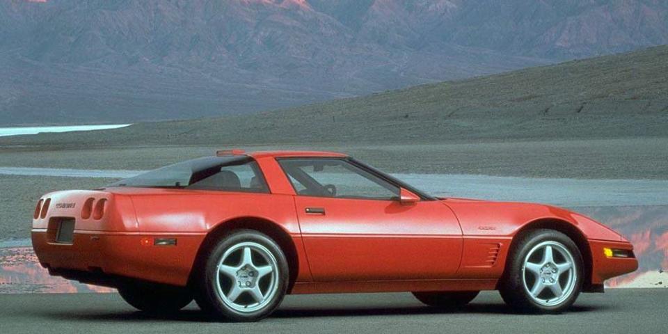 <p>A defining, long nose and short tail marked the profile of the bang-for-your-buck ZR1.</p>