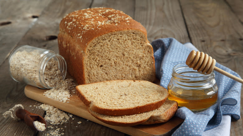 oatmeal bread loaf