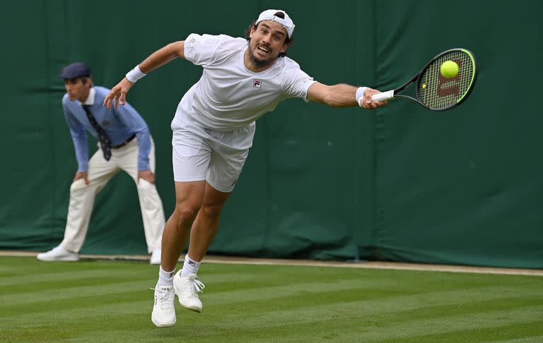 El tenista argentino Guido Pella regresó a Wimbledon, donde fue cuartofinalista en 2019, pero cayó en la primera ronda con Matteo Berrettini (Italia), séptimo cabeza de serie.