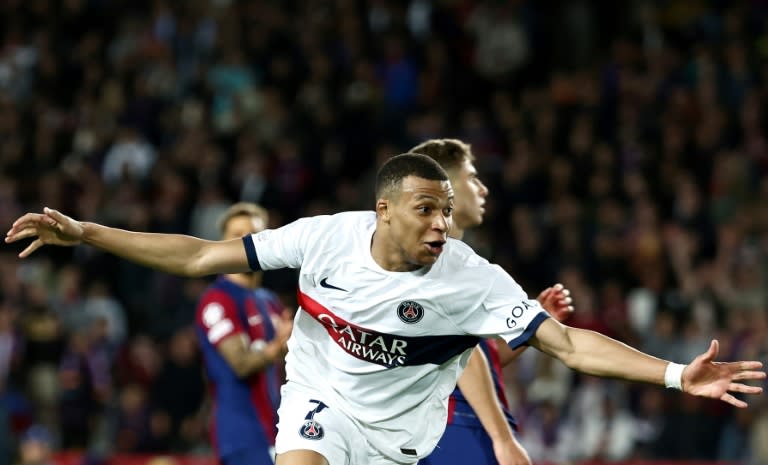 L'attaquant vedette du Paris Saint-Germain, Kylian Mbappe, lors du match retour de quart de finale de Ligue des champions, le 16 avril 2024 à Barcelone (FRANCK FIFE)