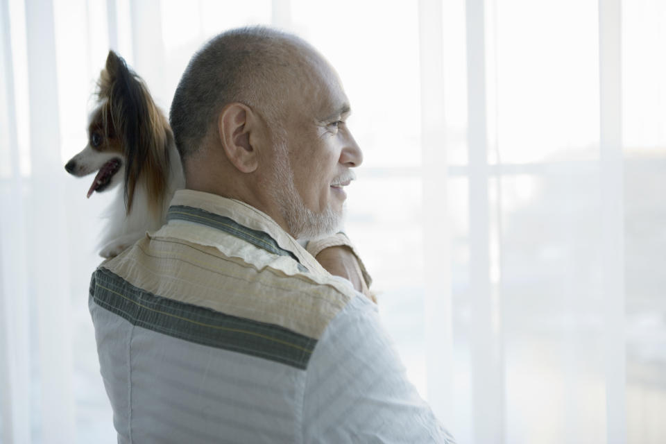 People who report feeling lonely are three times more likely to develop dementia. (Image via Getty Images)