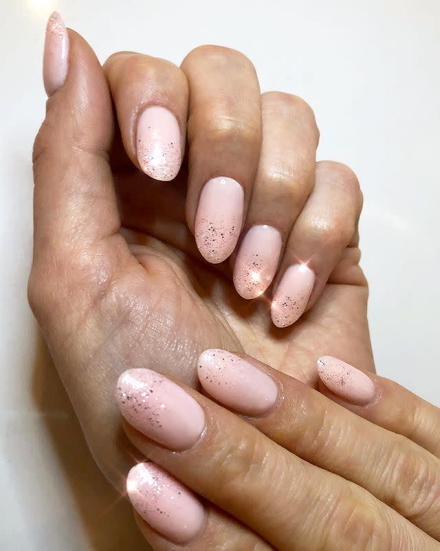 39 rose gold nail designs to upgrade your manicure with