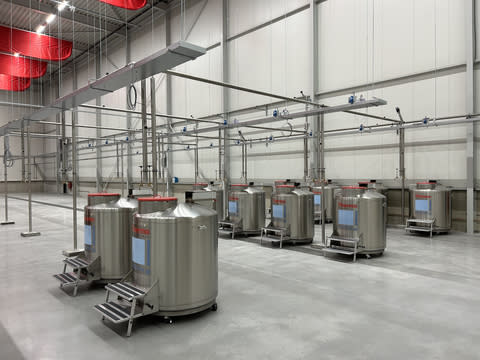 Thermo Fisher Scientific announces the opening of a new site in the Netherlands specializing in ambient to cryogenic storage, clinical and commercial packaging, labeling, and distribution, and clinical QP release services (Photo: Business Wire)