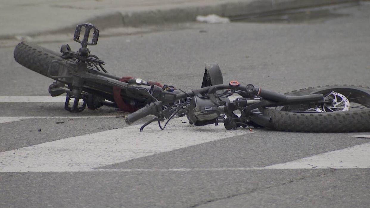 A 52-year-old man has been charged under the Highway Traffic Act after he struck and killed a cyclist on April 30 in midtown Toronto. The cyclist's bike is pictured here. (Sue Goodspeed/CBC - image credit)