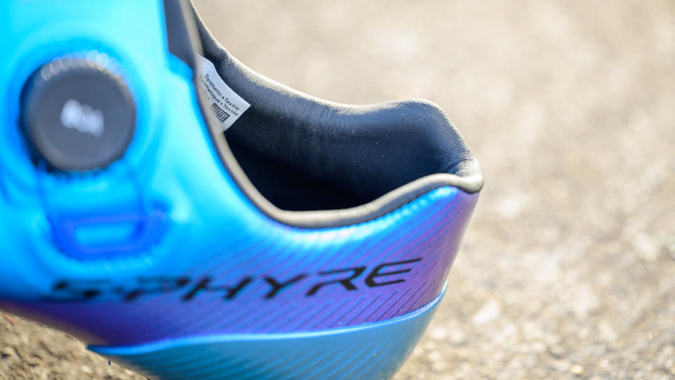 Shimano S-PHYRE RC903 heel bolstering