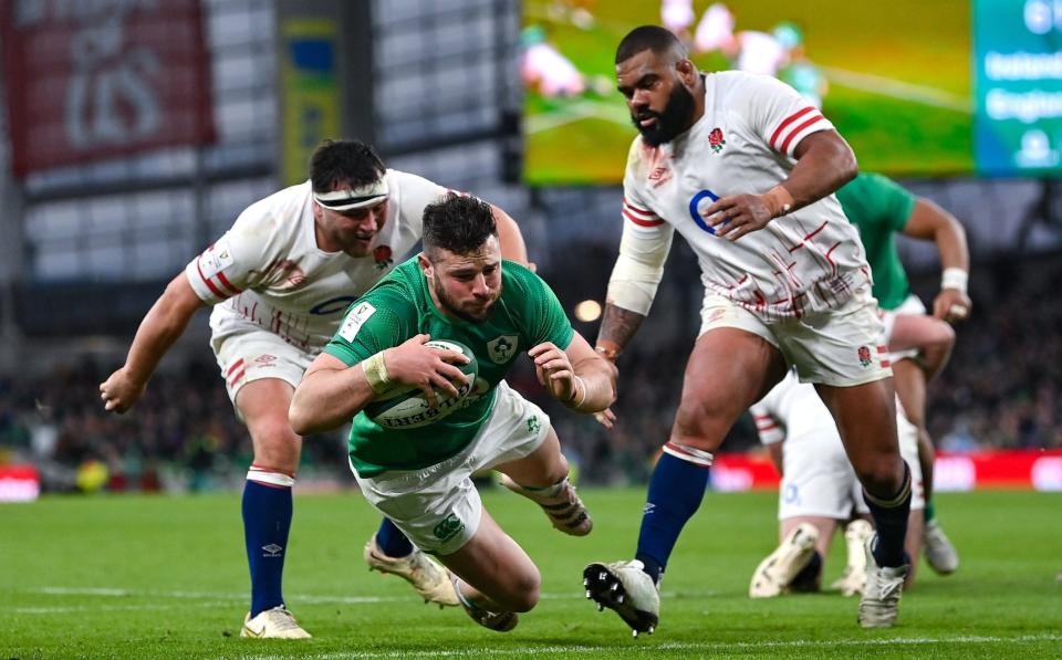 Robbie Henshaw scores against England - Getty Images/Seb Daly