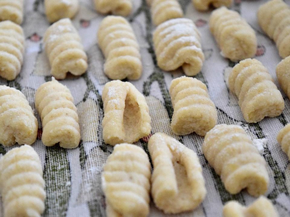 making pasta gnocchi