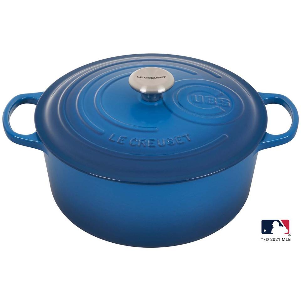 11) The Limited-Edition MLB™ Signature Series Cubs Dutch Oven