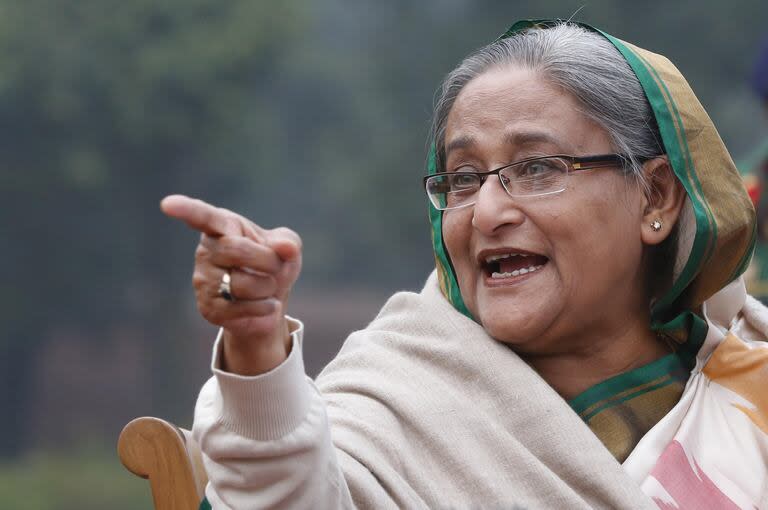 La primera ministra de Bangladesh, Sheikh Hasina, habla durante una rueda de prensa en Dhaka, Bangladesh, el 6 de enero de 2014.