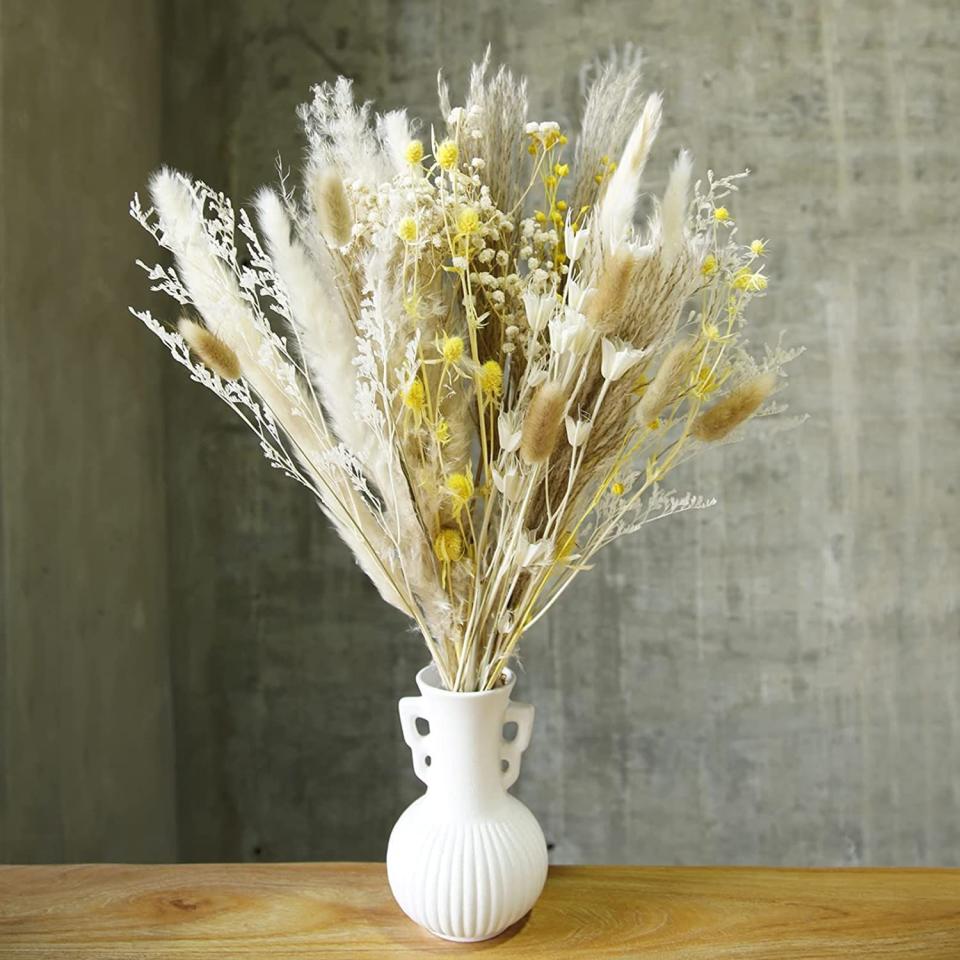 Natural Dried Pampas Grass Bouquet