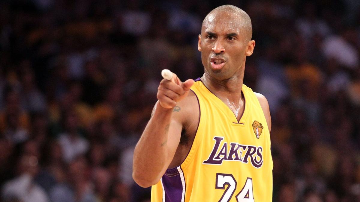 Kobe Bryant's iconic MVP jersey heads to auction 