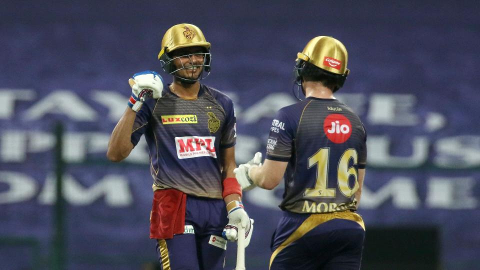 Shubman Gill batting with England captain Eoin Morgan for KKR