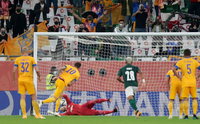 André-Pierre Gignac anota el gol de la victoria de Tigres en semifinal de Mundial de Clubes con un tiro penal