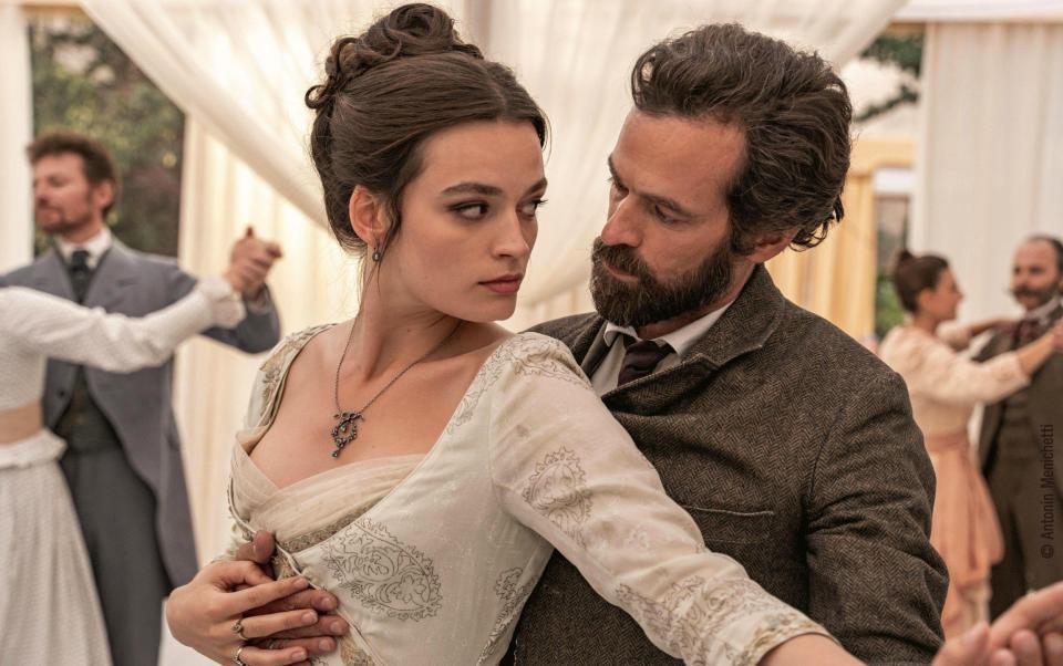 ‘I think I just have a lot of eye’: Emma Mackey and Romain Duris in Eiffel - Album / Alamy Stock Photo