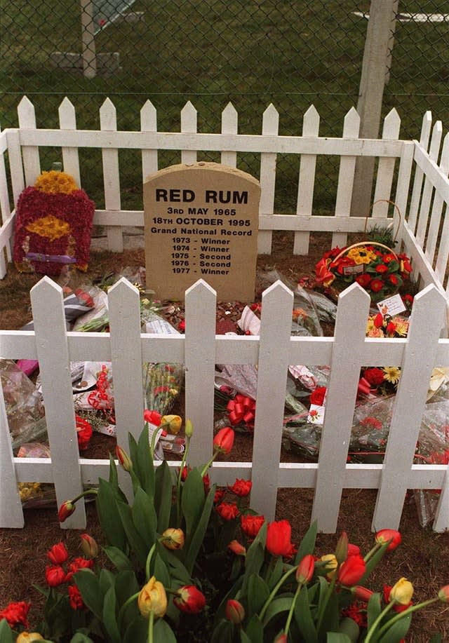 Red Rum’s grave at Aintree 