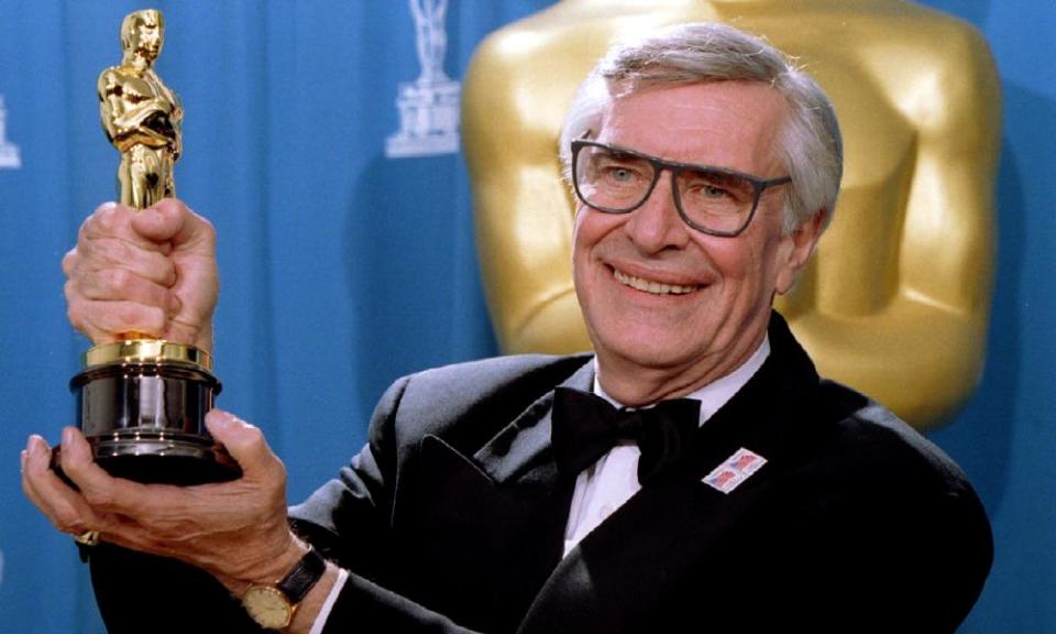 Actor Martin Landau displays the Oscar he won for Best Supporting Actor in Ed Wood.