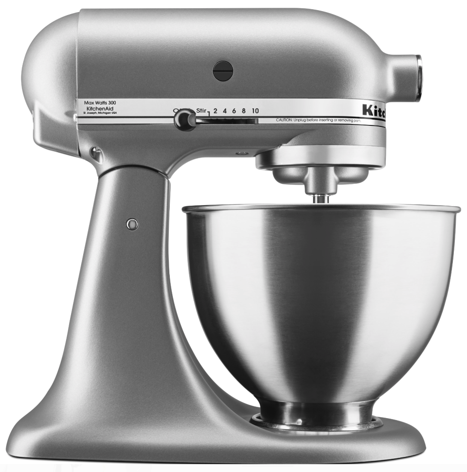 KitchenAid Deluxe 4.5 Quarts Silver Tilt-Head Stand Mixer. (Photo: Walmart)