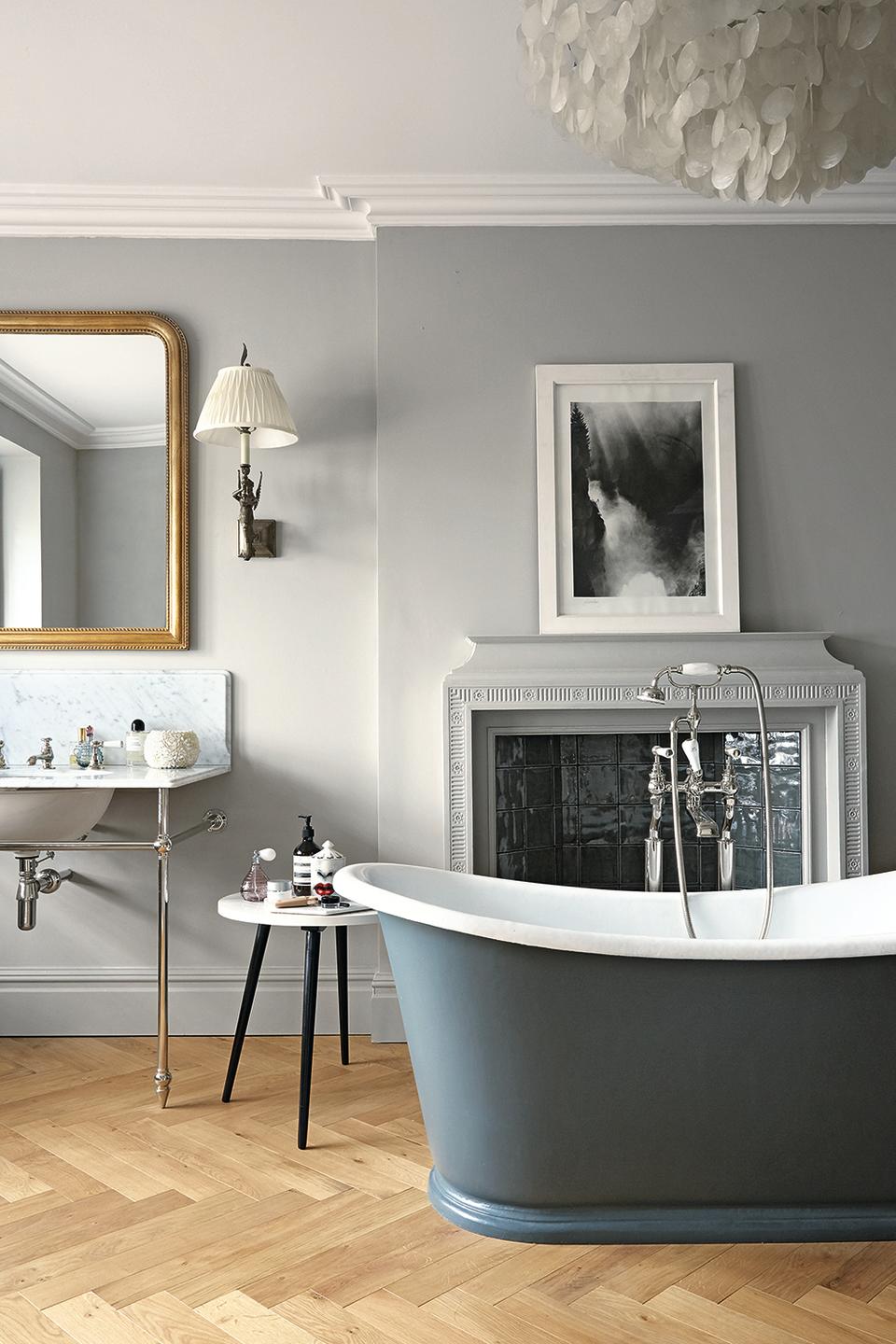<p> In lieu of a shower, a claw tub or a stock tank are options that blend beautifully with modern farmhouses. Laura Mooney, Owner and Head of Creative at The Mohicans Treehouse resort suggests choosing a white cast iron tub for a more classic approach, or go with a copper sitting tub or repurposed stock tank as alternatives for a bolder scheme. </p>
