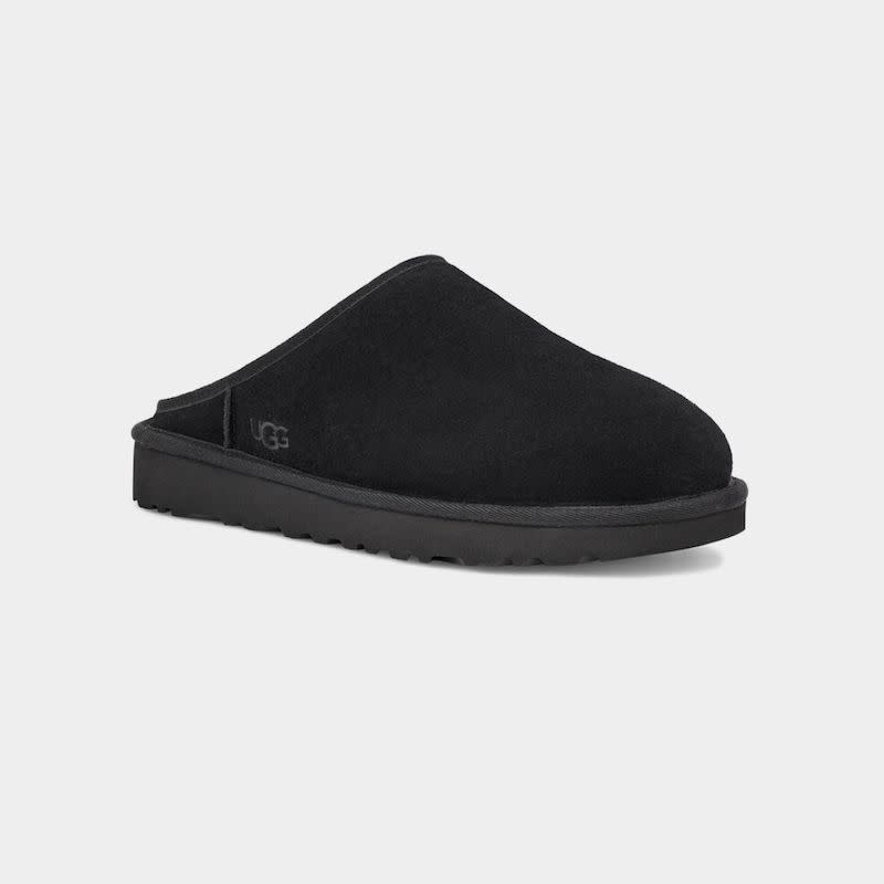 <p><a href="https://go.redirectingat.com?id=74968X1596630&url=https%3A%2F%2Fwww.ugg.com%2Fmen-slippers%2Fclassic-slip-on%2F1129290.html&sref=https%3A%2F%2Fwww.esquire.com%2Fentertainment%2Fmovies%2Fg25050875%2Fbest-gifts-for-movie-lovers%2F" rel="nofollow noopener" target="_blank" data-ylk="slk:Shop Now;elm:context_link;itc:0;sec:content-canvas" class="link ">Shop Now</a></p><p>Classic Slip-On</p><p>ugg.com</p><p>$100.00</p>