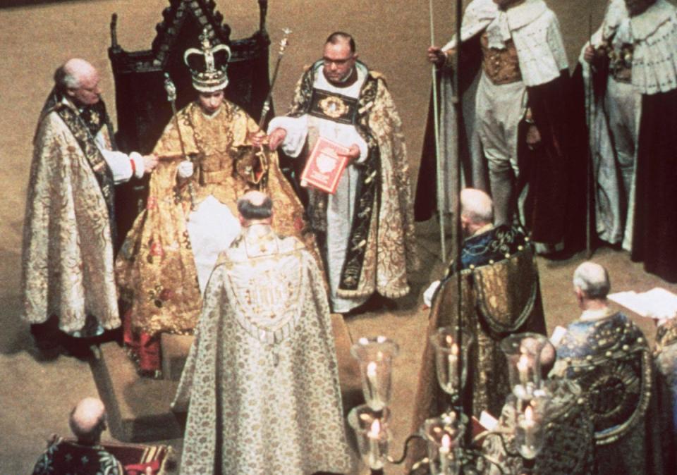 Couronnement d’Elizabeth II à l’abbaye de Westminster, le 2 juin 1952.