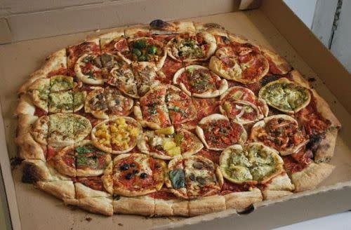 Pizzera con cubierta de terracota, pizzera para compartir en familia de  1400 W, sirve hasta 4 mini pizzas a la vez, pizzera eléctrica sin humo,  para