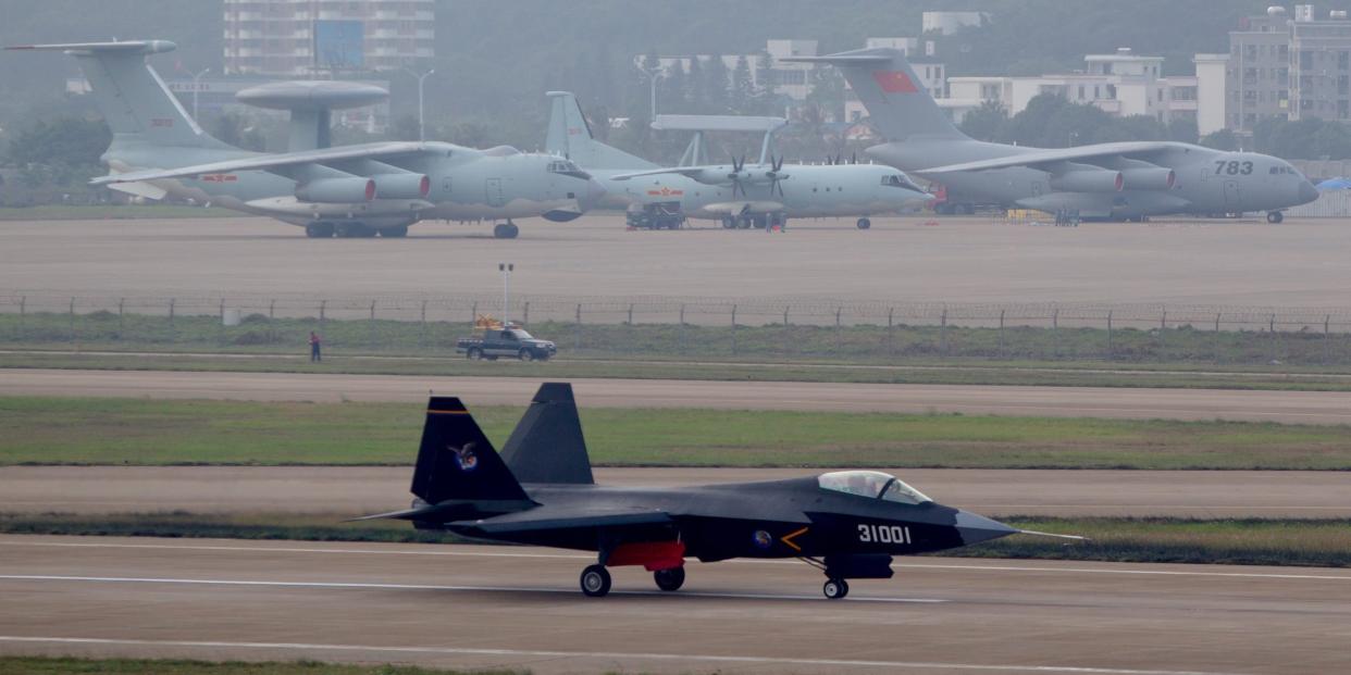 China Shenyang J-31 fighter jet